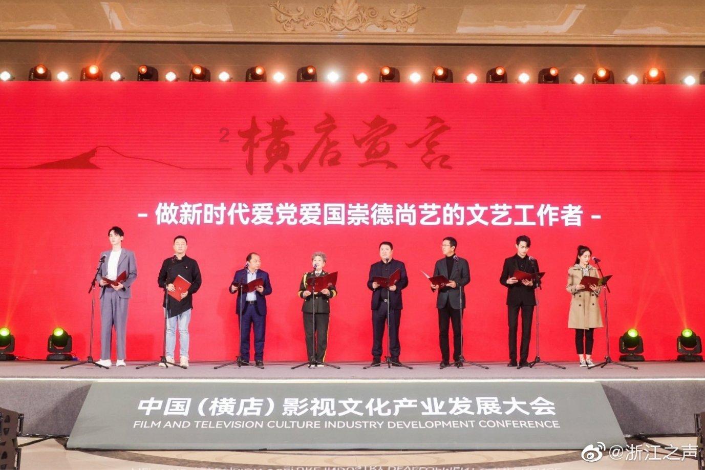 主人杀人,恶狗吃肉,带狗演完《老人与狗》电影后,人狗皆被枪毙